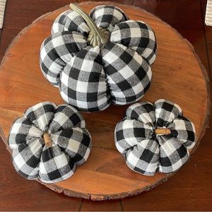 Set of 3 fabric pumpkins